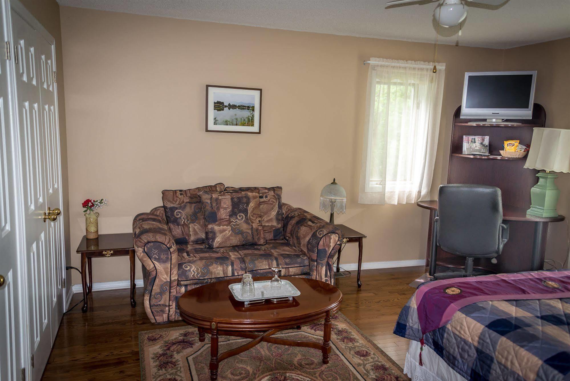 La Villa Rivermead Gatineau Luaran gambar
